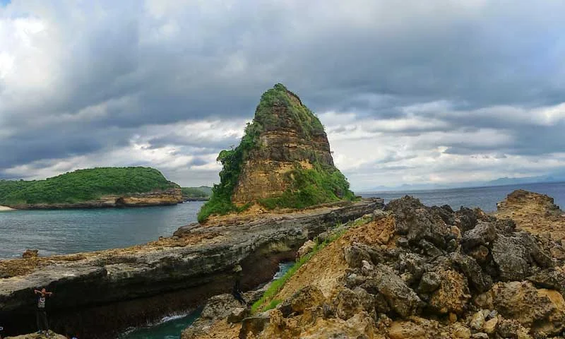 Pantai Tanjung Bloam Lombok