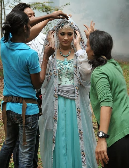 Gambar seksi Fasha Sandha dalam filem Penanggal dipotong 
