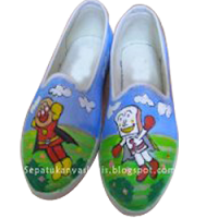 sepatu lukis