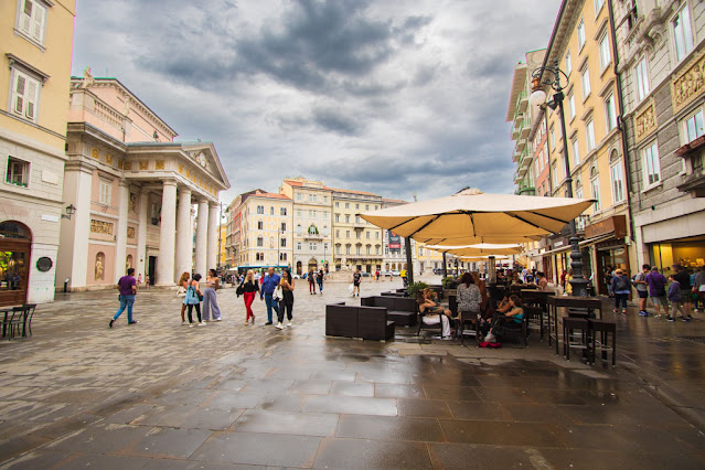 Piazza della Borsa-Trieste