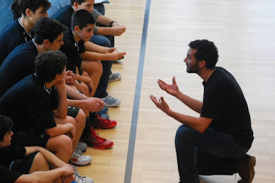 BALONCESTO-ENTRENADOR-REQUISITOS