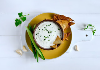 Vichyssoise con tostadas de pita a las hierbas