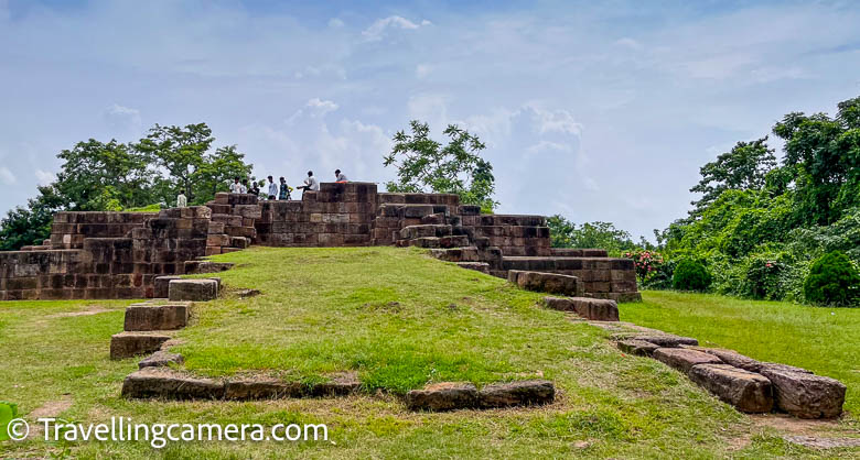 Beyond its historical and natural allure, the Barabati Fort and Park play host to a myriad of cultural events and festivities that celebrate the vibrant heritage and artistic traditions of Odisha. The spacious grounds of the park serve as a popular venue for cultural gatherings, musical concerts, and traditional fairs, offering visitors a delightful glimpse into the region's rich cultural tapestry and artistic prowess. The amalgamation of historical splendor and contemporary cultural festivities creates an immersive experience that resonates with the spirit of communal harmony and cultural vibrancy that defines the essence of Cuttack.