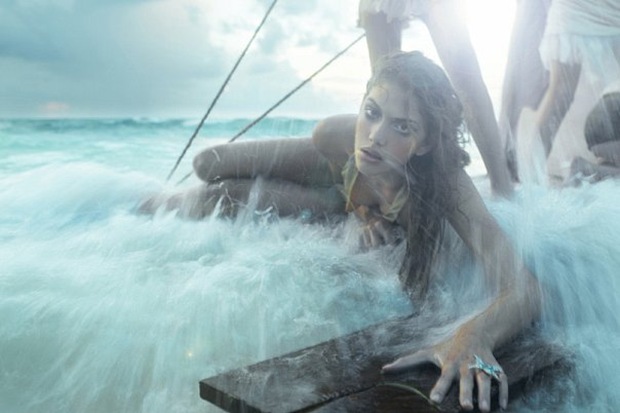 Incredible Example of Urban Fashion Photography Seen On  www.coolpicturegallery.us
