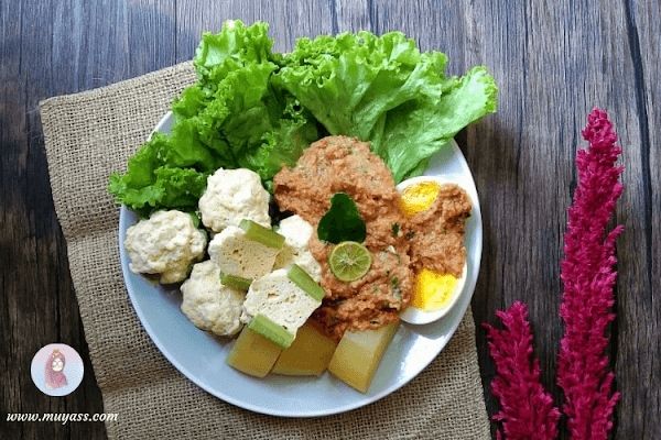 Resep Somay KW Plus Bumbu Kacang Super Yummy Khusus Buat Kamu yang Sedang Diet