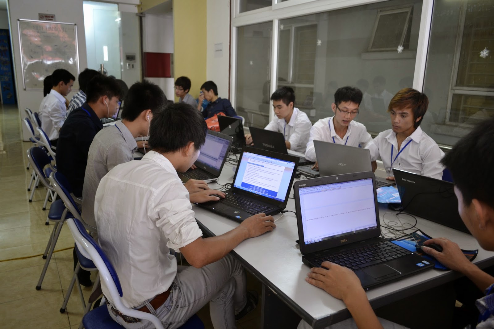 hoc-lap-trinh-web voi-drupal