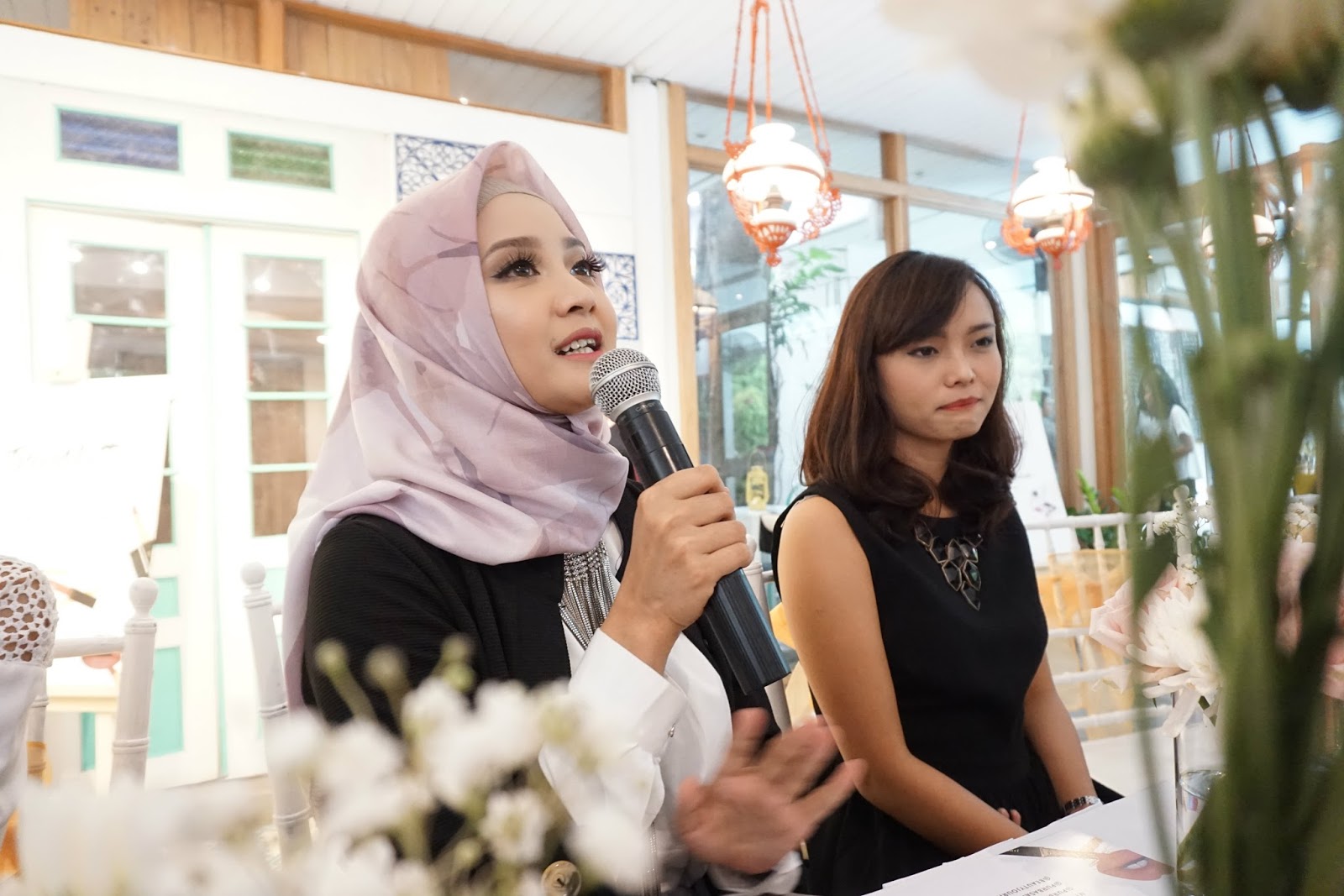 Cyndaadissa Indonesian Blogger Bermain Dengan Purbasari Makeup