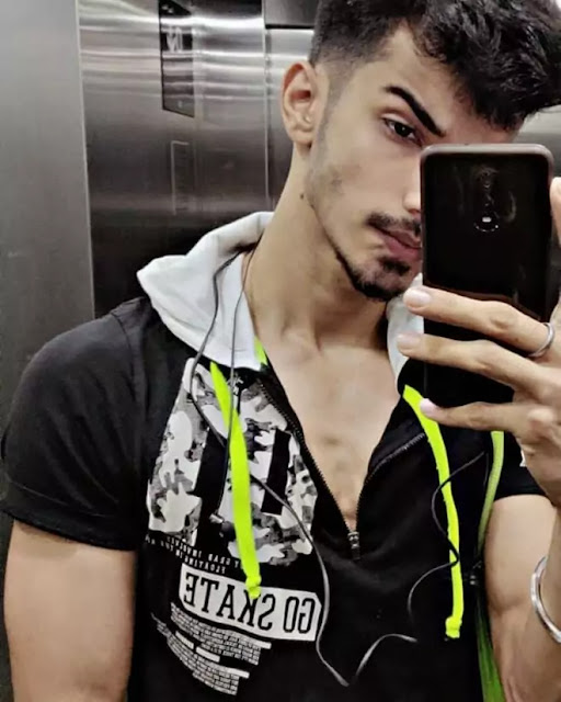 Snax Gaming Age Real Name Pubg Wiki Id Biography More Wikiofcelebs