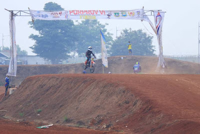 Sirkuit Motor Cross Sewan Disambut Positif Warga dan Pelaku UMKM
