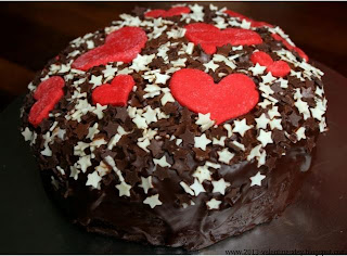 1. Chocolate Cake Decoration On Valentines Day