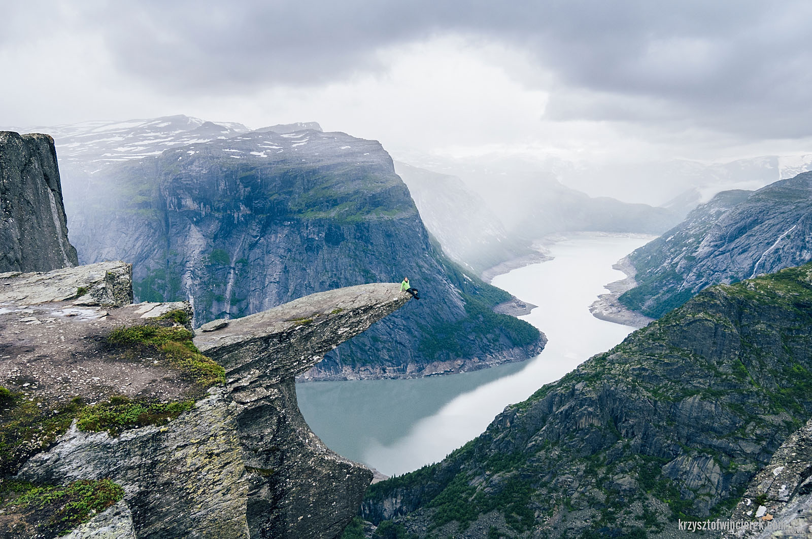 Trolltunga, Norwegia, 2011