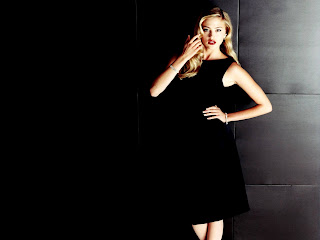 Free wallpapers without watermarks of Estella Warren at Fullwalls.blogspot.com