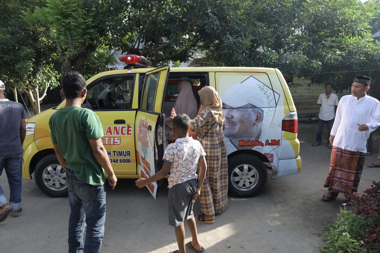Terus Jalankan Aksi Sosial, Ambulance Takabeya Peduli Antarkan Jenazah Bayi Warga Desa Jeumpa Bireuen