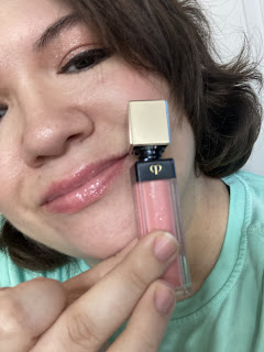 Cle de Peau Beaute Radiant lip gloss in Pink Aura