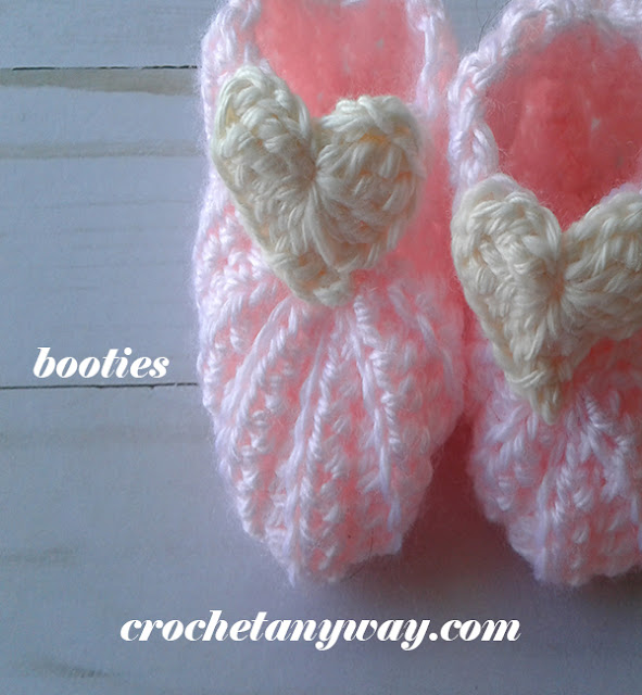 crochet baby booty with heart