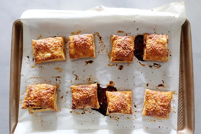 baked chocolate raspberry puff squares