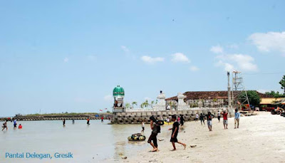 Pantai Delegan, Gresik