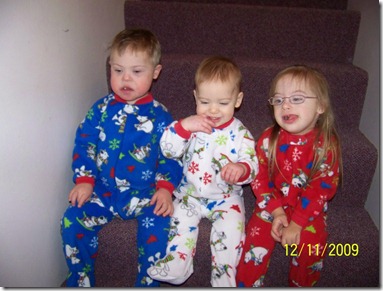 triostairsxmas5