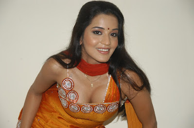 Monalisa Bhojpuri Actress HD Photo
