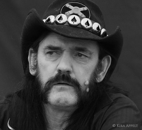  frontman Lemmy Kilmister ter que se afastar temporariamente dos palcos