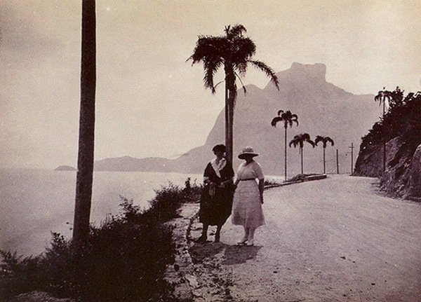 mamae olha a pedra da gavea