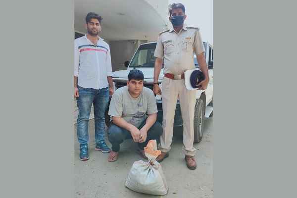 faridabad-crime-branch-central-arrested-accused-with-ganja