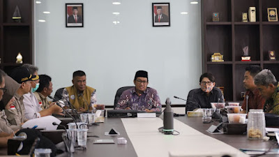 Komisi A DPRD Kota Bandung Terima Audiensi dari Forum RW Bahas Perda LKK