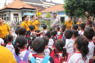 PTK TK - PENERAPAN METODE PERMAINAN KARTU ANGKA BERGAMBAR UNTUK MENINGKATKAN HASIL BELAJAR LAMBANG BILANGAN PADA KELOMPOK A TAMAN KANAK-KANAK