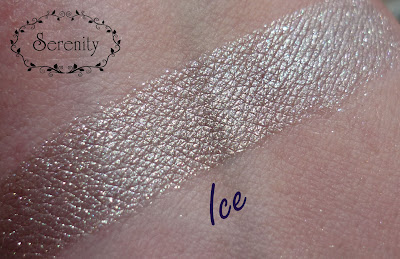 Dreamworld Ice Swatch