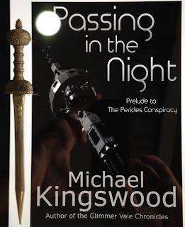 Portada del libro Passing in the Night, de Michael Kingswood