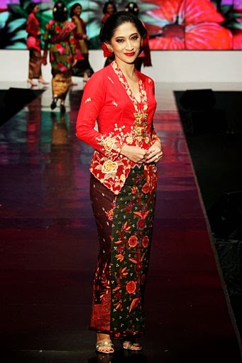 Gambar Model Kebaya Baru  hairstylegalleries.com