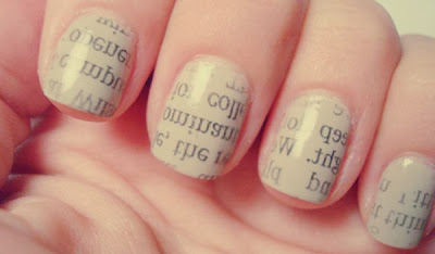 Unhas Decoradas com Jornal