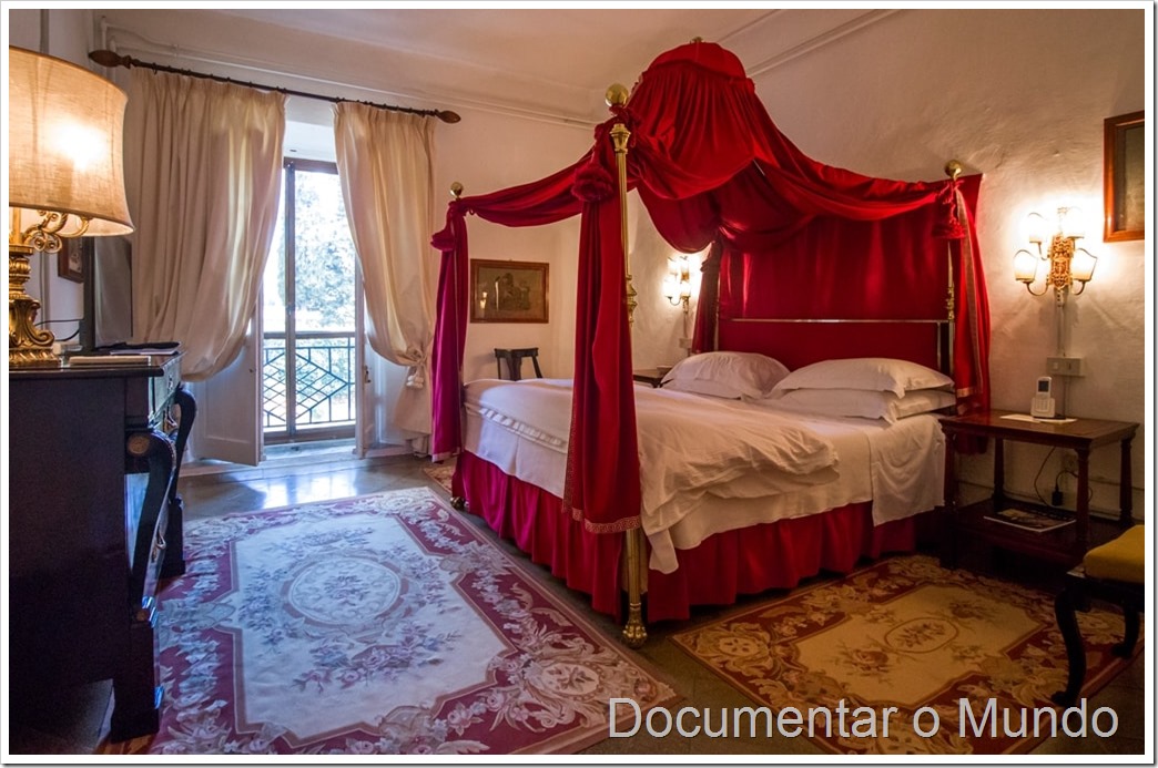 Relais La Suvera, villa renascentista Papa Julius II, fortaleza medieval Toscana, alojamento luxo Toscana