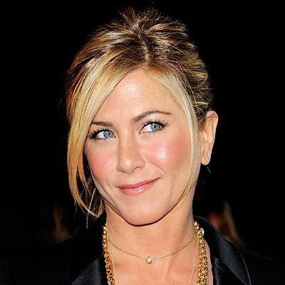 jennifer aniston updo