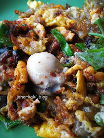 Ah-Chuan-Toa-Payoh-Fried-Oyster-Omelette-Orh-Chien-阿泉蠔煎