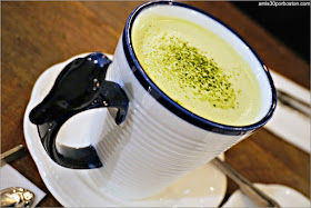 Matcha Latte de la Cafetería Maman en Nomad, Nueva York