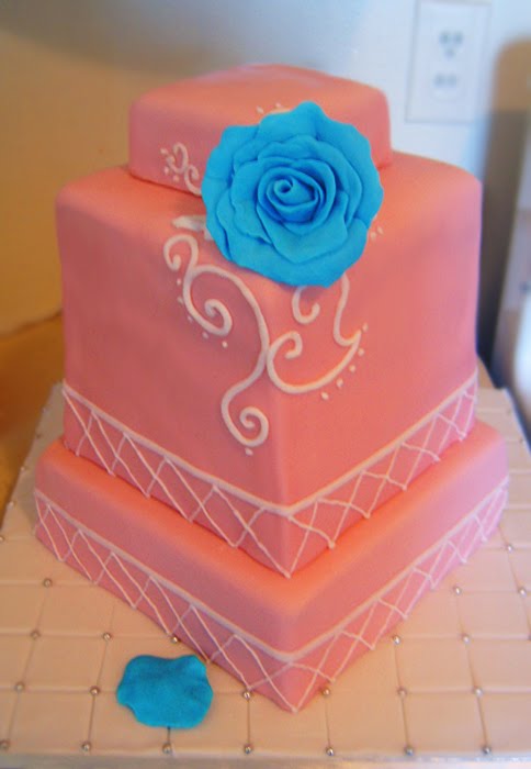Pink Blue Rose Wedding Cake A blue rose was what the groom gave the bride