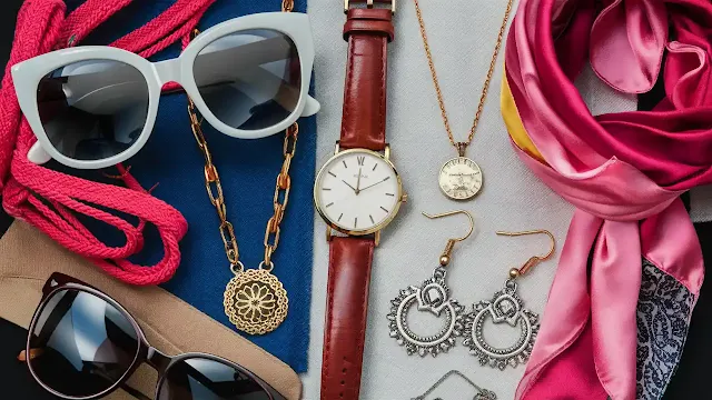 10 Must-Have Accessories