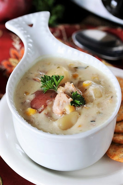 Bowl of Crock Pot Clam Chowder Image