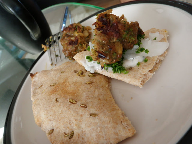 Tzatziki w/ Pita Bread