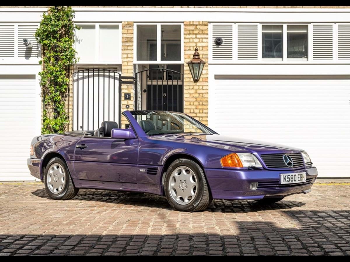 Ex-Brunei Royal Family Mercedes-Benz R 129 600 SL in violettblau