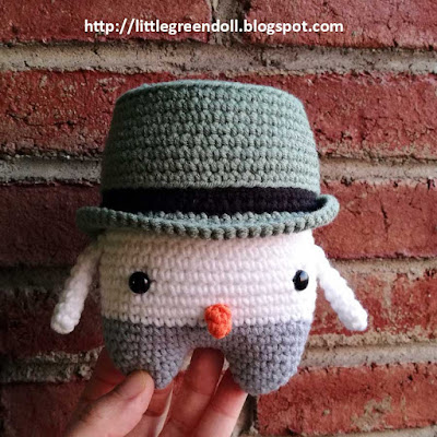 Simon the snowman Lalylala amigurumi