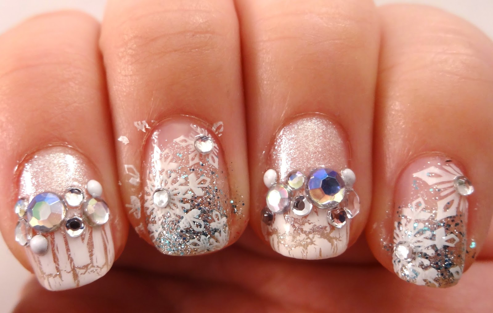 Snowflake Stud Nails