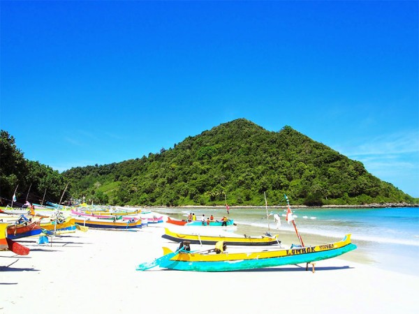 Tempat Wisata Pantai Selong Belanak di Lombok Yang Harus Anda Kunjungi Tempat Wisata Pantai Selong Belanak di Lombok Yang Harus Anda Kunjungi