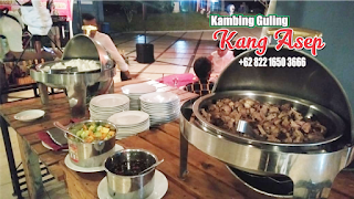 Bakar Kambing Guling di Tempat Camping,Kambing Guling di Tempat Camping,Kambing Guling Camping,Bakar Kambing Guling,Kambing Guling,