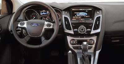 carro novo Focus 2014 - Ford - interior - painel
