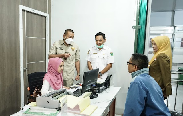  Wagub Sidak Obat-Obatan dan Layanan Kesehatan RSAM Bukittinggi