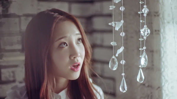 Lovelyz' Jiae (지애) in Hi~ MV