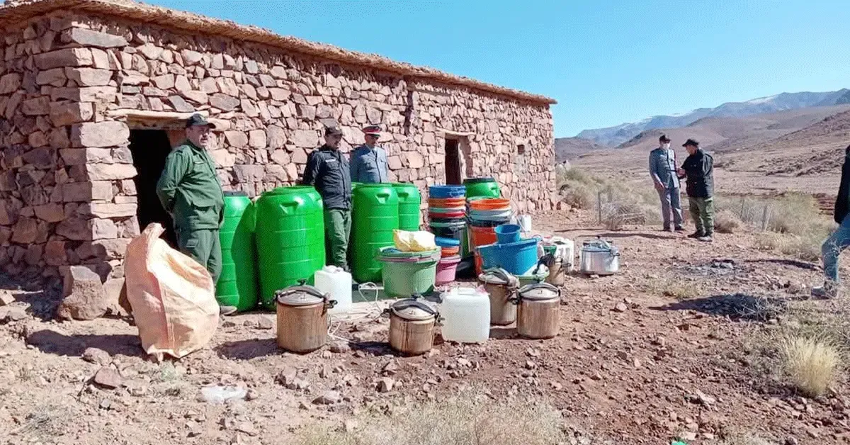 قلعة مكونة