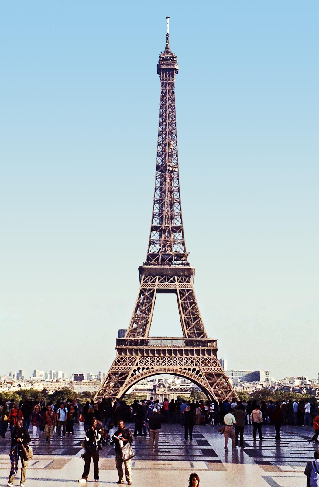 Stock Pictures: Eiffel Tower - free photographs